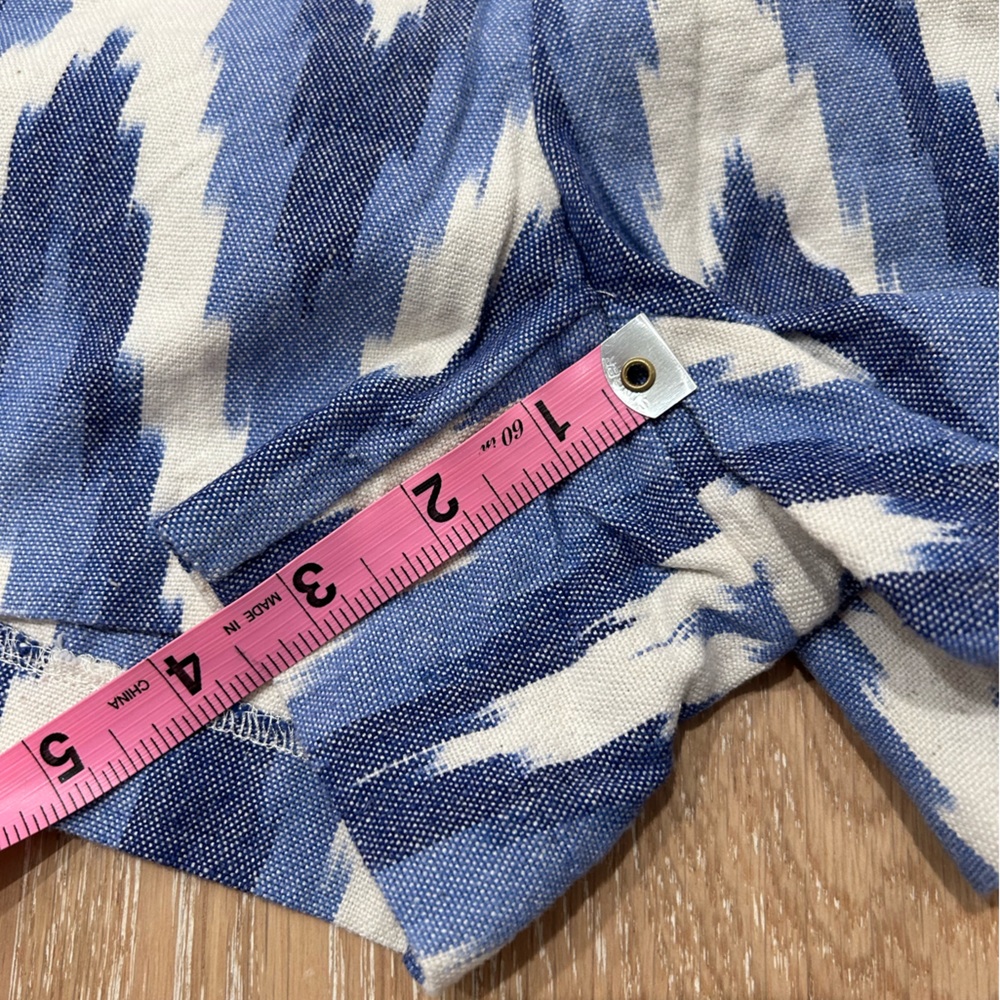 Women’s Gap Shorts in Blue and Cream Size 2 - Picture 4 of 8